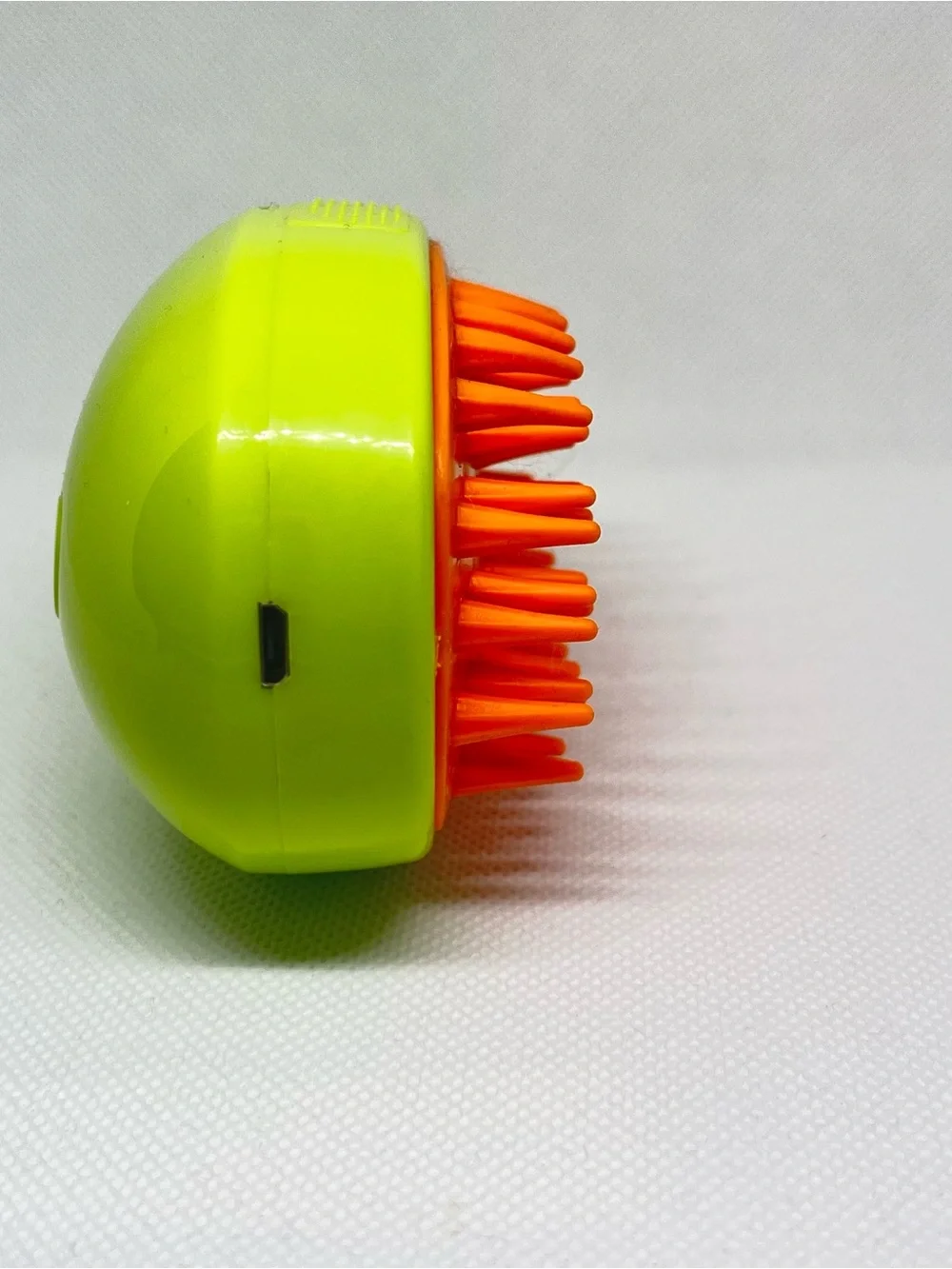 Dumpill 3-in-1 Rechargeable Electric Steam Mist Pet Grooming Spa Brush BNWT